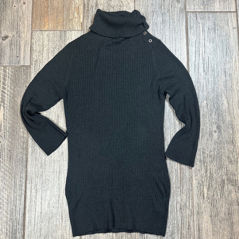 Free People Women's Black Ribbed Knit Turtleneck‎ Button Detail Long Sleeve